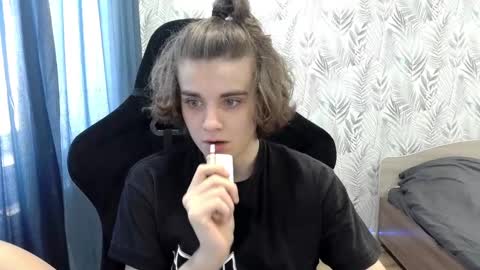 Snapshot of abbysal_blade chatting on February 2025 07:02:02 AM abbysal_blade online show from February 2025 07:02:02 AM