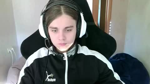 Snapshot of abbysal_blade chatting on October 2025 08:02:02 AM abbysal_blade online show from October 2025 08:02:02 AM