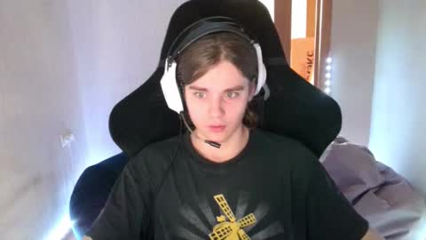 Snapshot of abbysal_blade chatting on October 2025 06:23:02 AM abbysal_blade online show from October 2025 06:23:02 AM