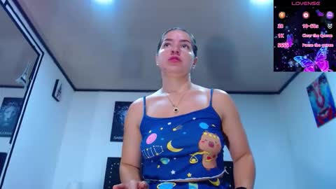 Snapshot of abbyshinne chatting on November 2025 12:59:02 PM abbyshinne online show from November 2025 12:59:02 PM