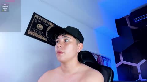 Abby Smith online show from November 2025 01:39:02 AM