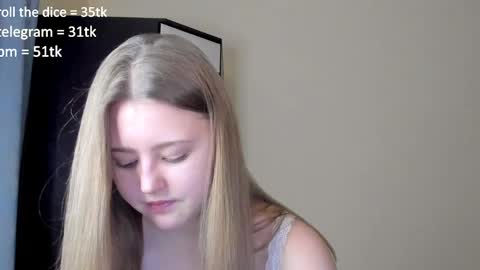 Snapshot of abbywyte chatting on January 2025 01:19:01 PM Abby Stream at Sat Sun Mon Fri online show from January 2025 01:19:01 PM