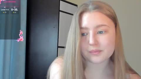 Snapshot of abbywyte chatting on March 2025 01:27:02 PM Abby Stream at Sat Sun Mon Fri online show from March 2025 01:27:02 PM