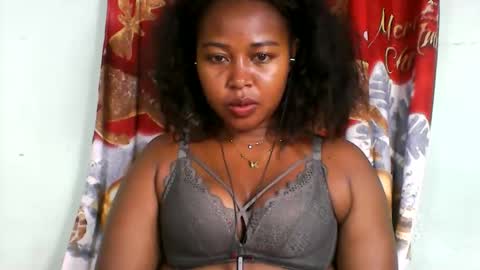 Snapshot of abella677022 chatting on June 2026 06:54:02 PM abella677022 online show from June 2026 06:54:02 PM