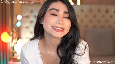 abie_owen online show from December 2024 11:12:02 PM