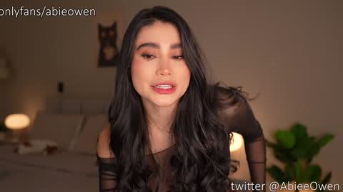 abie_owen online show from February 2026 12:15:02 AM