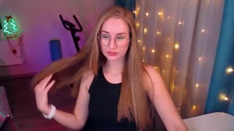 Anna online show from December 2024 07:32:02 PM