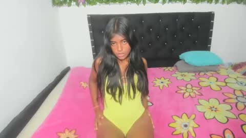 Snapshot of abigail_hot10 chatting on October 2025 03:35:01 PM abigail_hot10 online show from October 2025 03:35:01 PM