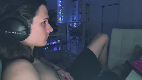 hi  cum in pvt noi extra tip online show from April 2026 05:46:02 PM