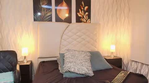  Abrovanel online show from May 2026 10:04:01 PM