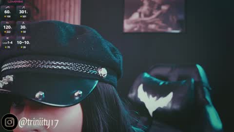 Snapshot of abril__colen chatting on February 2025 06:13:01 PM April online show from February 2025 06:13:01 PM