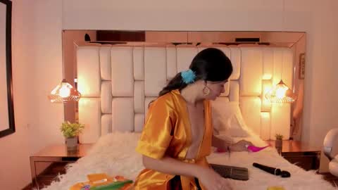 abril_cooper11 online show from October 2025 02:51:02 AM