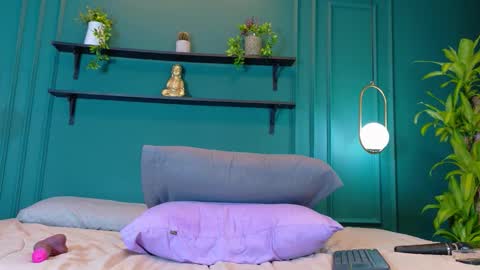 Abril jones online show from March 2026 12:16:01 AM