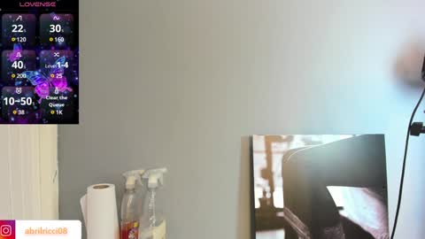 Snapshot of abril_ricci chatting on January 2025 03:11:01 AM Abril  online show from January 2025 03:11:01 AM