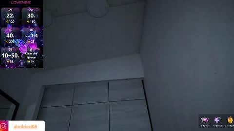 Snapshot of abril_ricci chatting on January 2025 10:43:02 AM Abril  online show from January 2025 10:43:02 AM