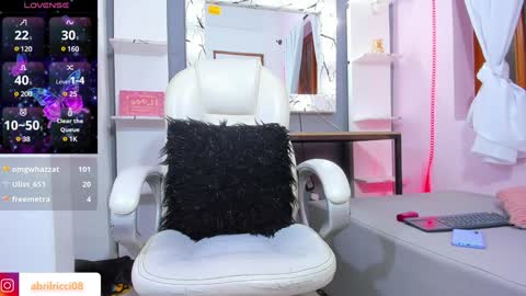 Snapshot of abril_ricci chatting on February 2025 08:56:02 AM Abril  online show from February 2025 08:56:02 AM