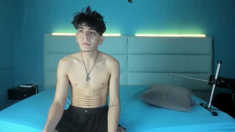 Snapshot of abrilandjulian chatting on February 2026 11:44:02 AM Abril and Julian online show from February 2026 11:44:02 AM