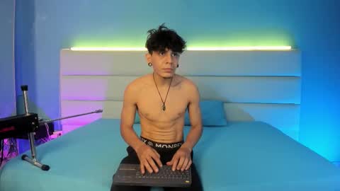 Snapshot of abrilandjulian chatting on February 2026 11:43:02 AM Abril and Julian online show from February 2026 11:43:02 AM