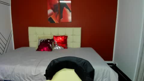 Snapshot of abrillee1 chatting on December 2024 08:00:02 PM ABRIL online show from December 2024 08:00:02 PM