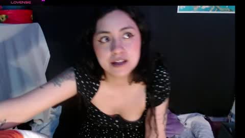 Absenta vert online show from May 2026 12:38:01 AM
