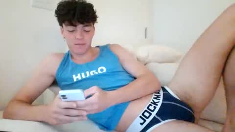 acascioz online show from May 2026 07:00:01 PM