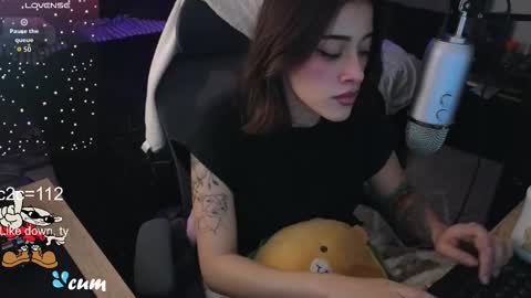 Lana 3 online show from November 2025 10:32:02 PM