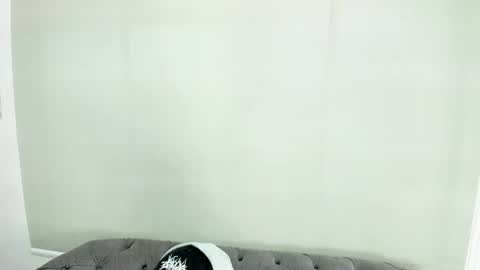 Snapshot of acidmilo chatting on December 2024 01:02:02 PM Acid Milo online show from December 2024 01:02:02 PM