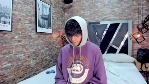 Snapshot of acidmilo chatting on December 2024 12:00:02 PM Acid Milo online show from December 2024 12:00:02 PM