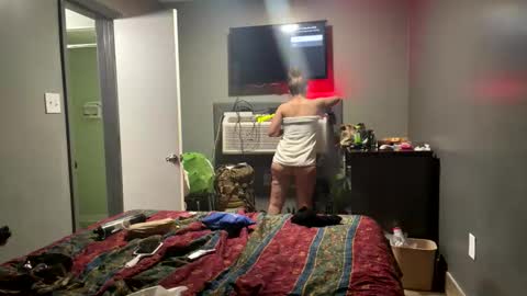 Snapshot of acouplesinners chatting on October 2025 04:49:01 AM acouplesinners online show from October 2025 04:49:01 AM