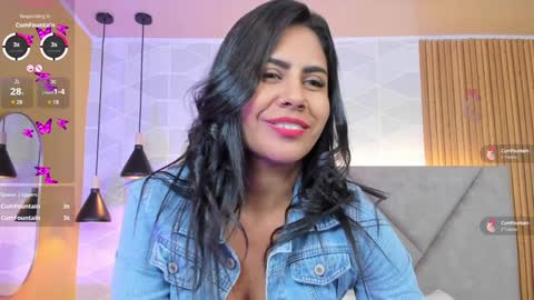 Antonella  online show from February 2025 01:43:01 AM