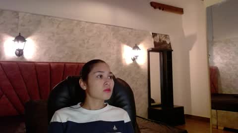 Snapshot of adaira31 chatting on November 2025 04:39:02 AM Adaira online show from November 2025 04:39:02 AM