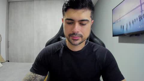 Snapshot of adam_clarke chatting on February 2025 01:34:01 AM adam clarke online show from February 2025 01:34:01 AM