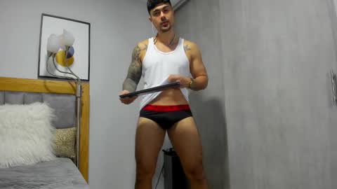 Snapshot of adam_clarke chatting on February 2025 01:20:01 AM adam clarke online show from February 2025 01:20:01 AM