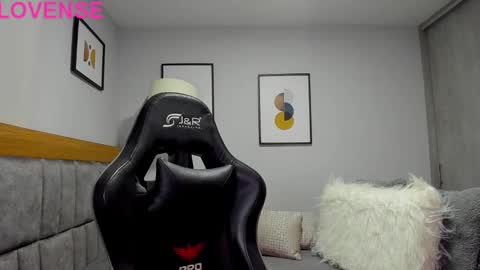 Snapshot of adam_clarke chatting on October 2025 09:20:01 AM adam clarke online show from October 2025 09:20:01 AM