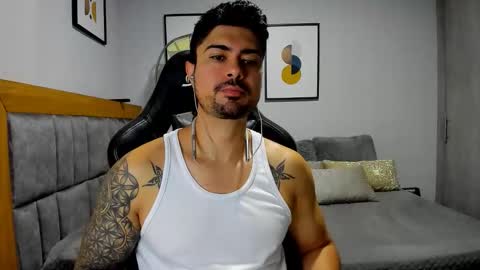 Snapshot of adam_clarke chatting on October 2025 04:50:01 PM adam clarke online show from October 2025 04:50:01 PM