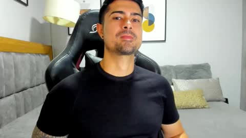 Snapshot of adam_clarke chatting on November 2025 04:23:02 AM adam clarke online show from November 2025 04:23:02 AM