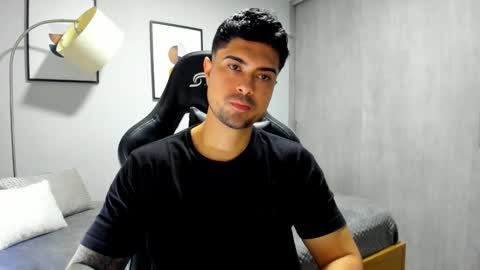 Snapshot of adam_clarke chatting on November 2025 02:49:02 PM adam clarke online show from November 2025 02:49:02 PM