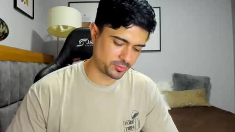 Snapshot of adam_clarke chatting on December 2025 04:06:02 AM adam clarke online show from December 2025 04:06:02 AM