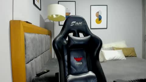 Snapshot of adam_clarke chatting on January 2026 03:12:02 AM adam clarke online show from January 2026 03:12:02 AM