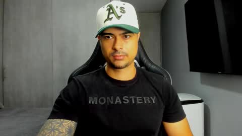 Snapshot of adam_clarke chatting on February 2026 02:43:02 PM adam clarke online show from February 2026 02:43:02 PM