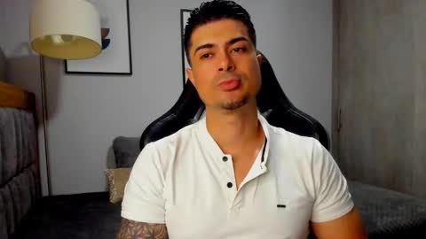 Snapshot of adam_clarke chatting on February 2026 12:47:02 AM adam clarke online show from February 2026 12:47:02 AM