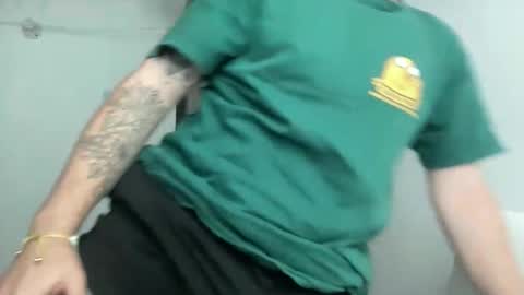 Leo. online show from December 2025 03:17:02 PM