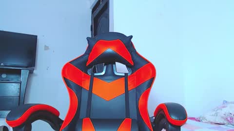 adam hot11 online show from December 2025 08:38:02 PM