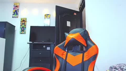 adam hot11 online show from February 2026 09:46:01 PM