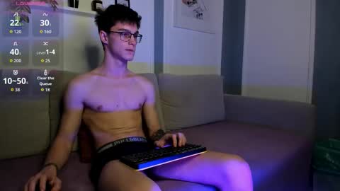 Snapshot of adam_porrter chatting on January 2026 12:32:02 PM Adam online show from January 2026 12:32:02 PM