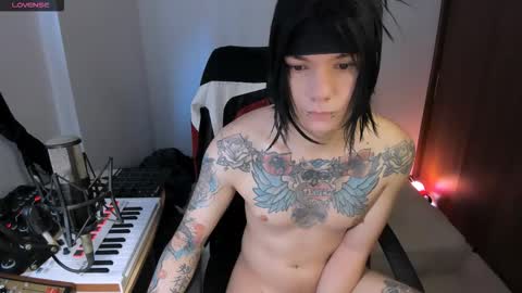  Adam online show from November 2025 01:35:02 PM