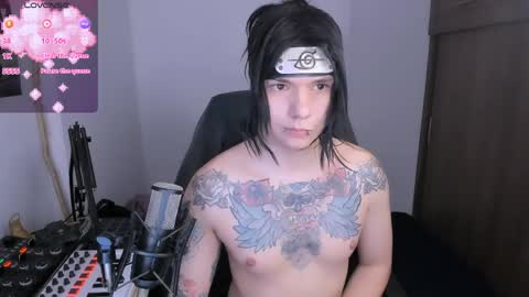Snapshot of adam_rocket chatting on June 2026 11:43:02 PM Adam online show from June 2026 11:43:02 PM