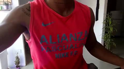 Adam Valencia online show from December 2025 05:20:02 PM