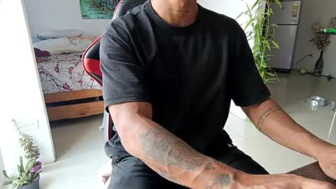 Adam Valencia online show from April 2026 04:26:01 PM