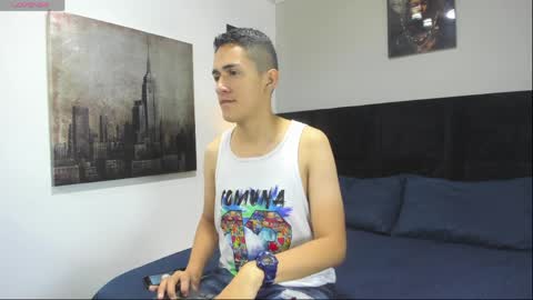 adam_walker_1 online show from April 2026 03:09:01 PM